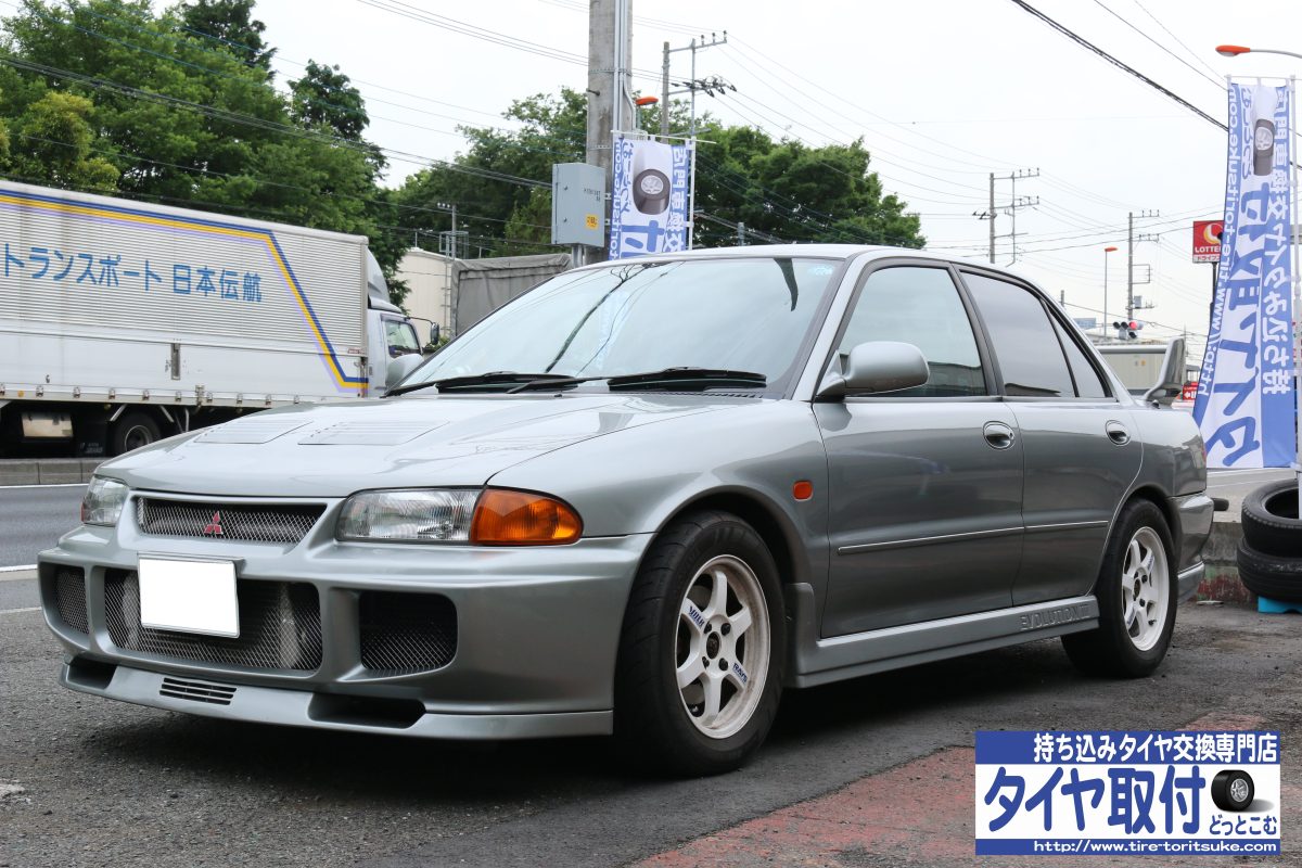 タイ産　大型フトカミキリ　現在入荷皆無　81mm Shinko JETDAIii LZタイヤ 26×1 3/8 ｜パーツ・用品・自転車商品