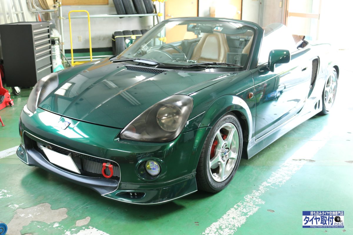 TOYOTA ZZW30 MR-S タイヤ交換 | タイヤ取付どっとこむ