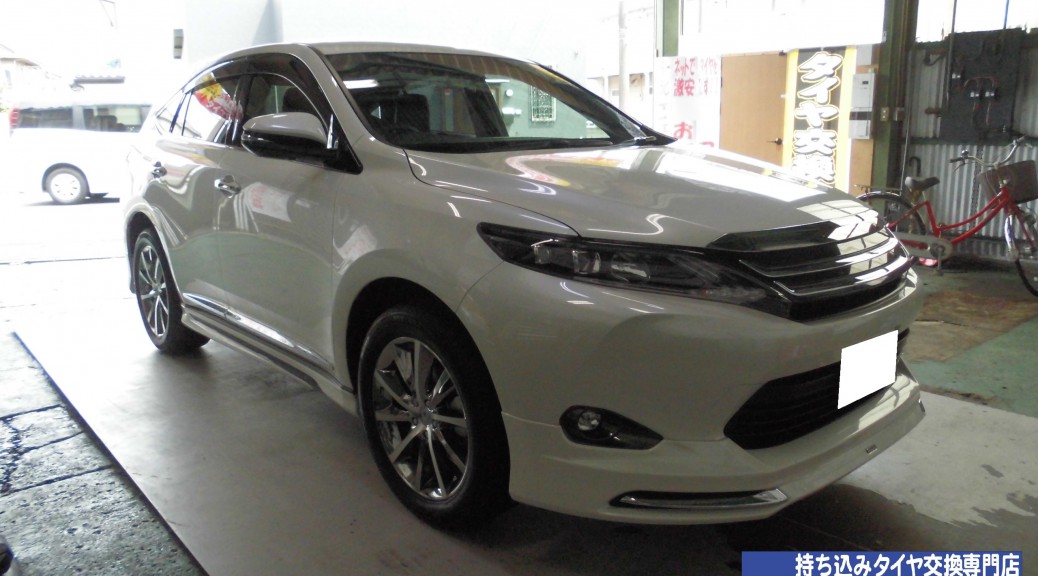TOYOTA　ハリアー　60