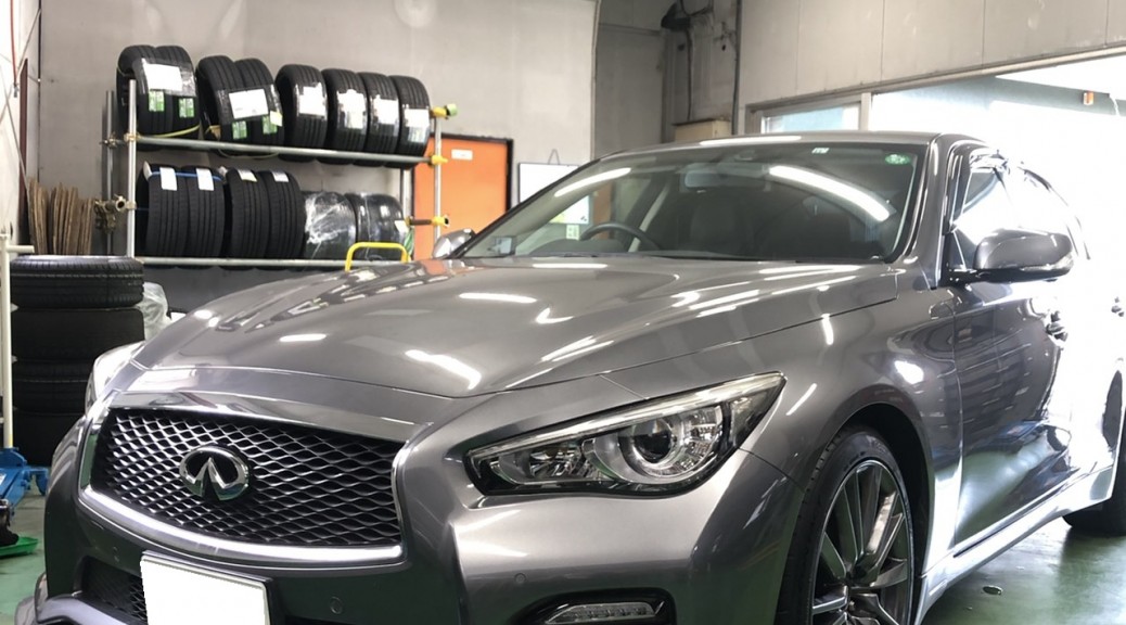 V37インフィニティQ50レッドスポーツ1