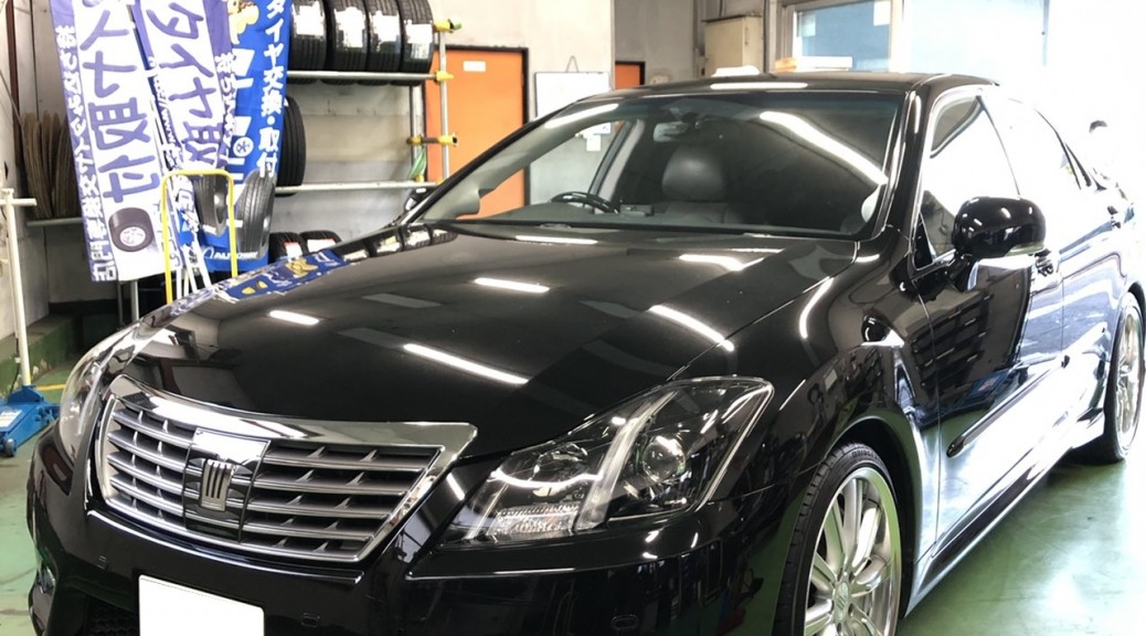 TOYOTA クラウン
