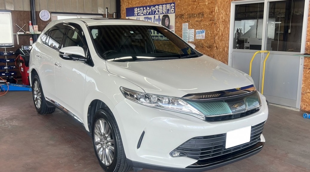 TOYOTA　ハリアー