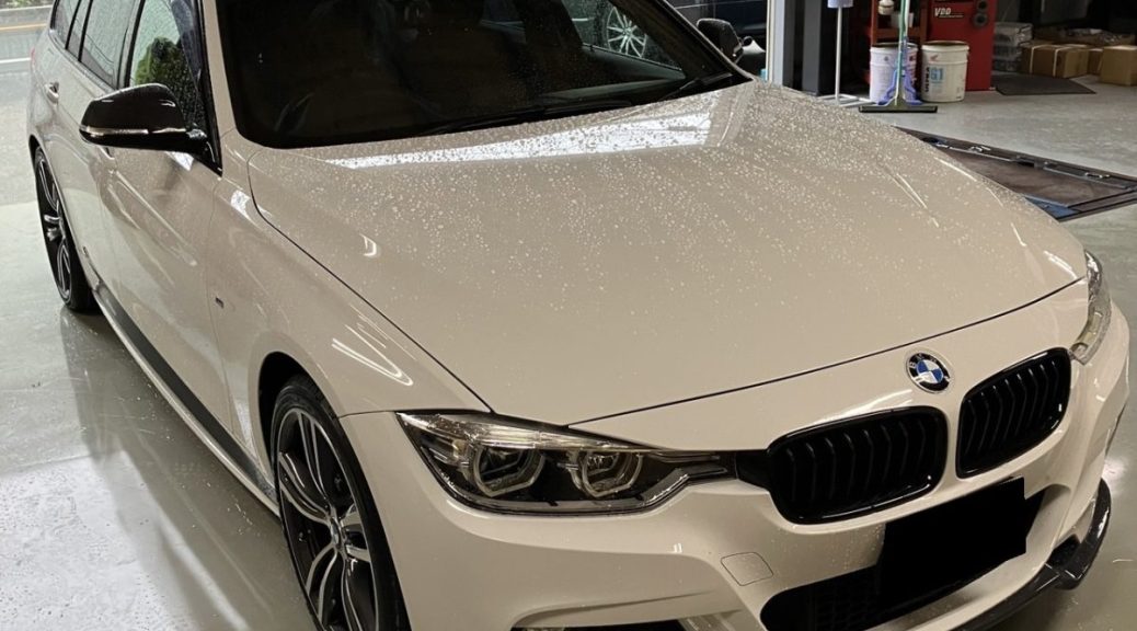 BMW　320