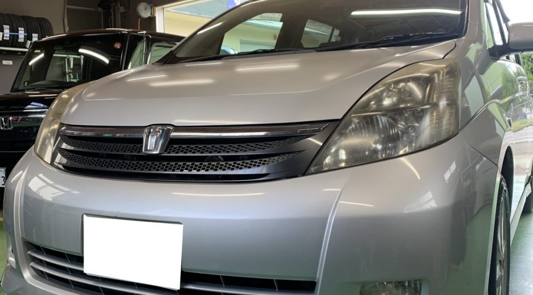 TOYOTA　アイシス