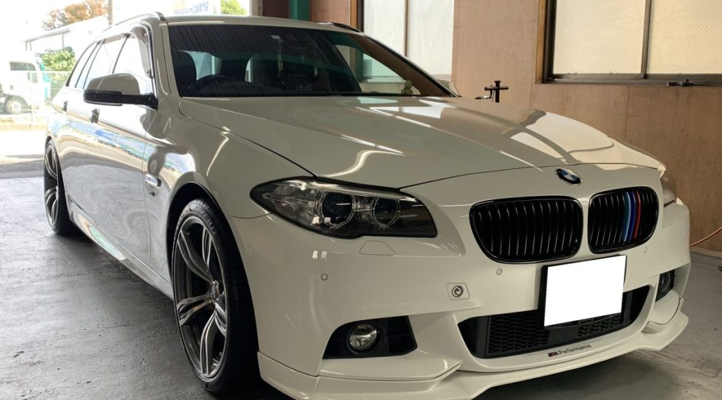 BMW 523i