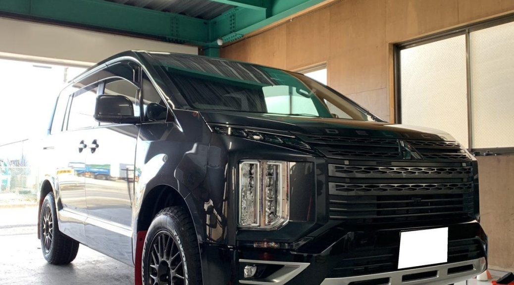 MITSUBISHI デリカD:5