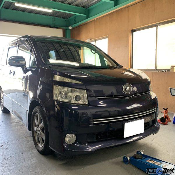 TOYOTA　VOXY