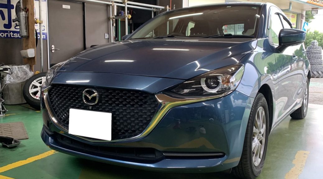 MAZDA　マツダ2
