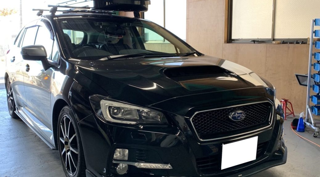 SUBARU　レヴォーグ