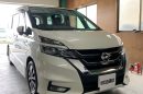 NISSAN　セレナ