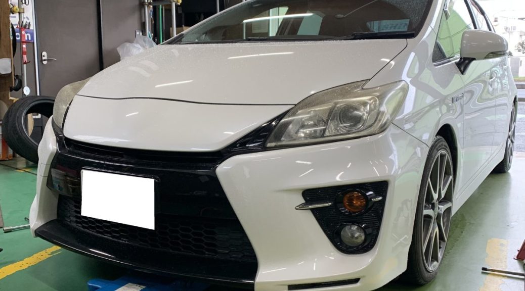 TOYOTA　プリウス